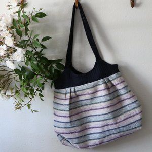 American Eagle Large Tote Purse Zipper closure